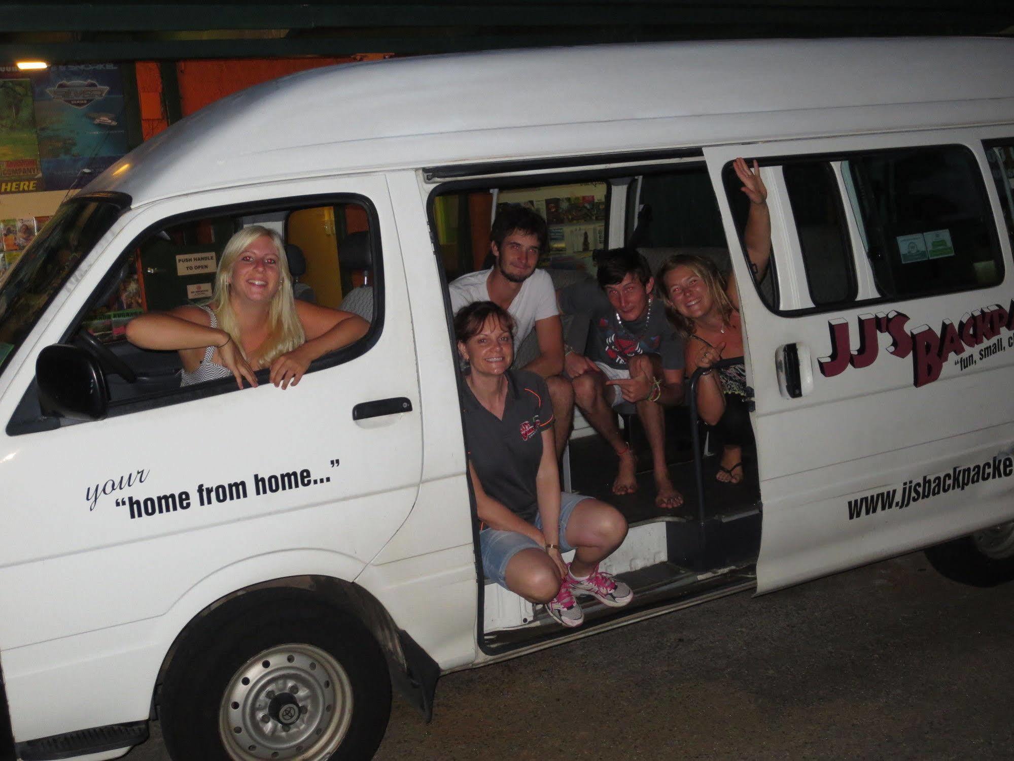 Jjs Backpackers Hostel Cairns Exterior photo