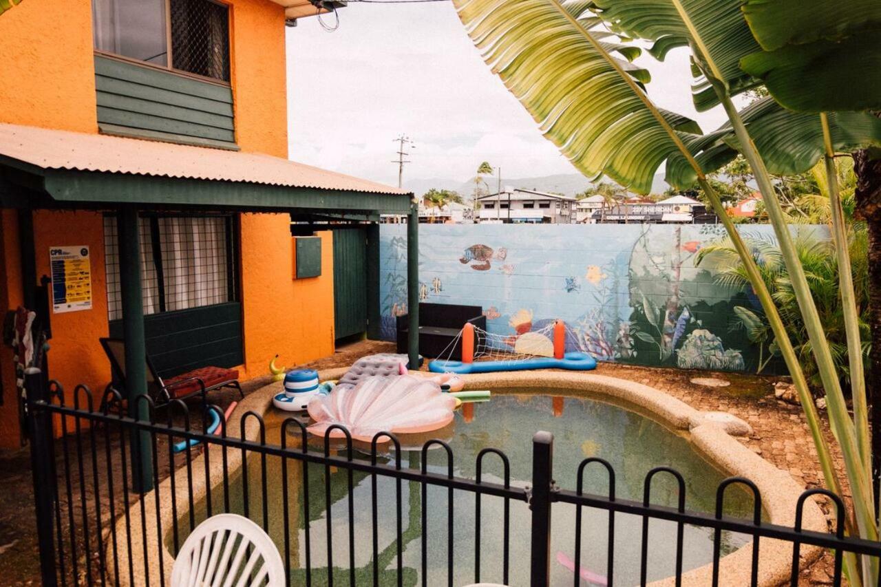 Jjs Backpackers Hostel Cairns Exterior photo